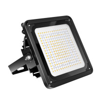 Verticana Outdoor Industrial 230W 15°, lampa LED zewnętrzna do doświetlania roślin